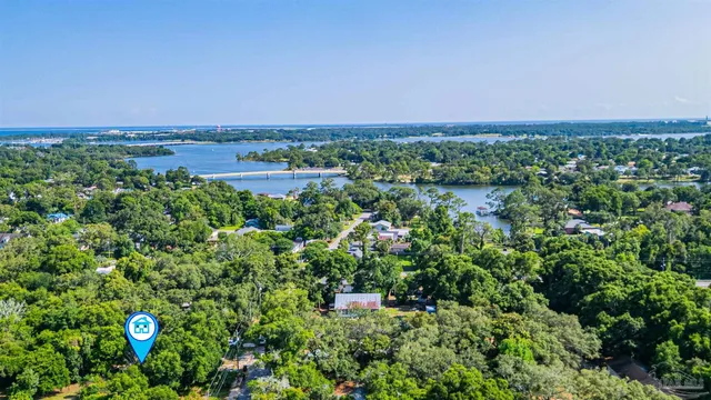 $209,900 | 10 North Jamaica Street, Pensacola, FL 32507