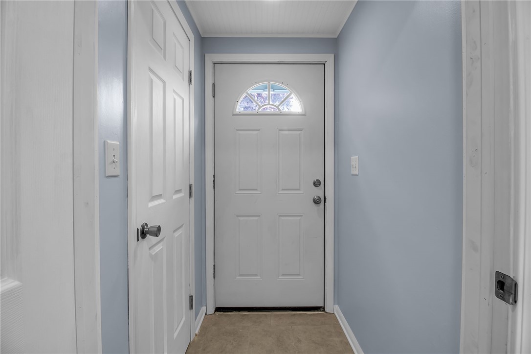 4 Chaplin Drive Tonawanda Town, NY 14223 - Photo 5 of 48