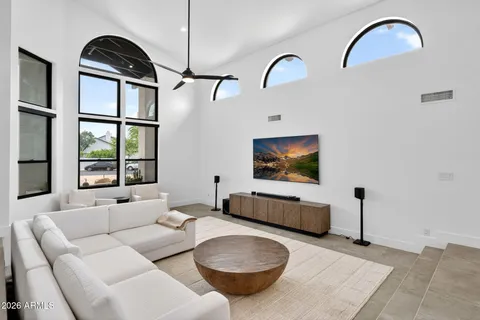 $2,575,000 | 10214 North 44th Street, Phoenix, AZ 85028
