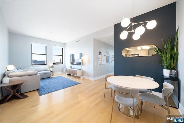 $564,900 | 4 Beacon Way, Unit 502, Jersey City, NJ 07304