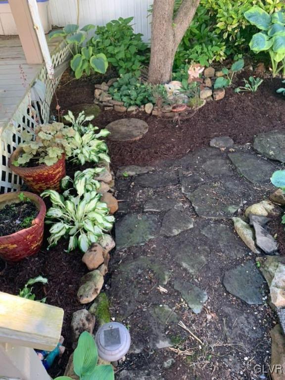 23 East Lawn Road Nazareth, PA 18064 - Photo 5 of 8 Gallery Image 5