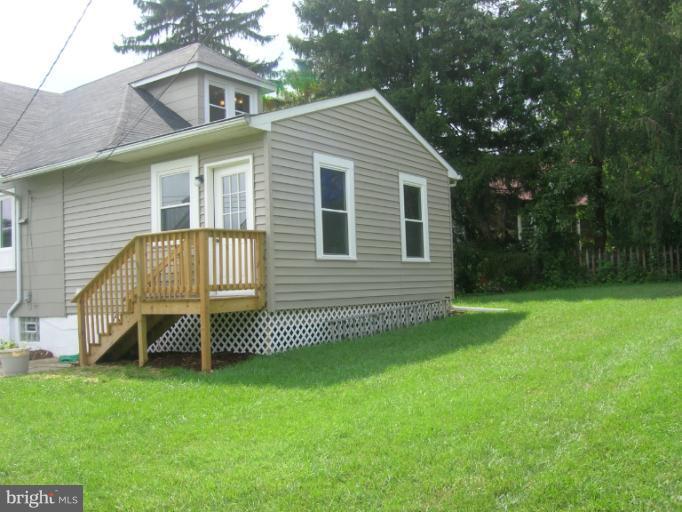613 Coleraine Road Catonsville, MD 21229 - Photo 14 of 20 Exterior (Rear)