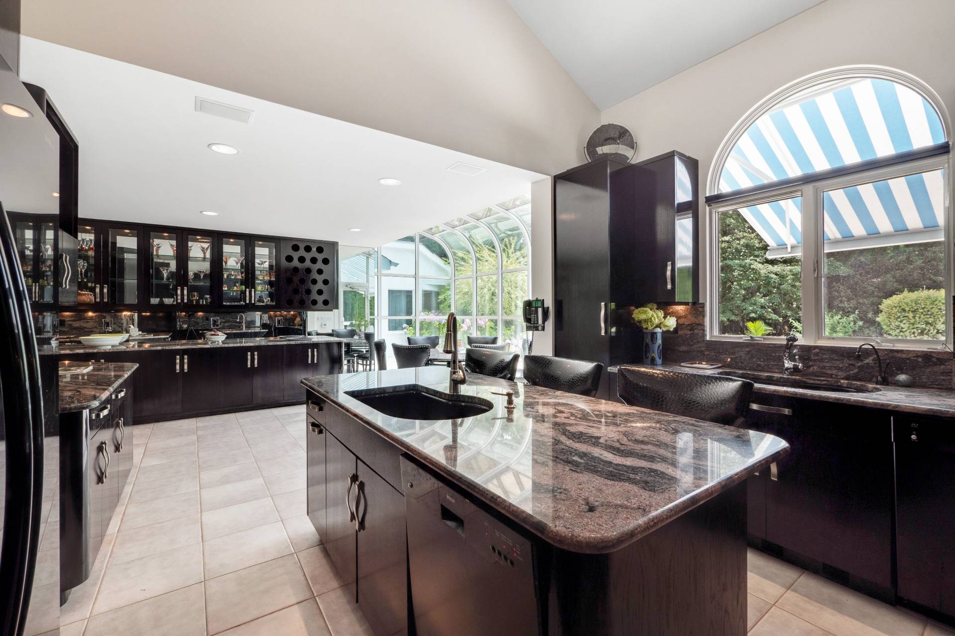 9 Plume Grass Way Westhampton, NY 11977 - Photo 8 of 27