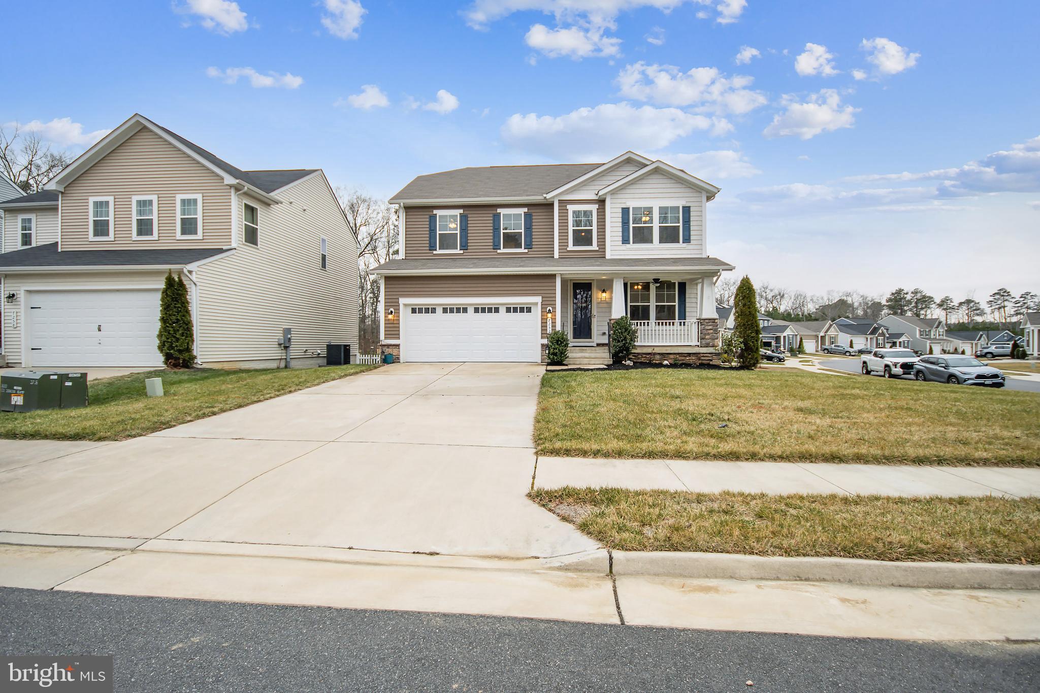 7252 Liberty Court Ruther Glen, VA 22546 - Photo 2 of 45 front view of house with a yard