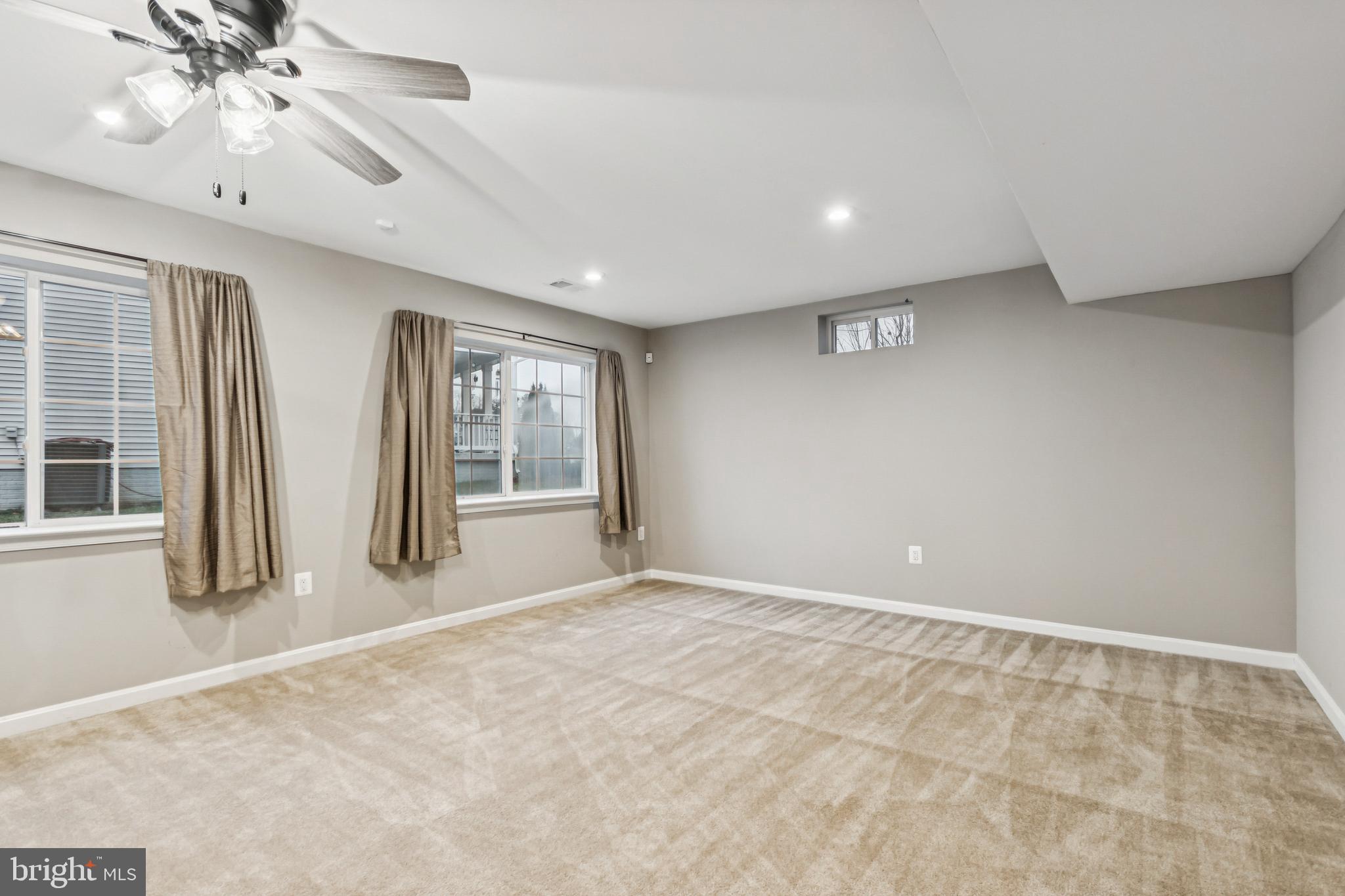 7252 Liberty Court Ruther Glen, VA 22546 - Photo 45 of 45 a view of an empty room with a window