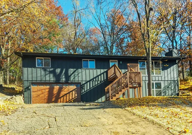 $485,000 | 1029 Sommers Street North, North Hudson, WI 54016