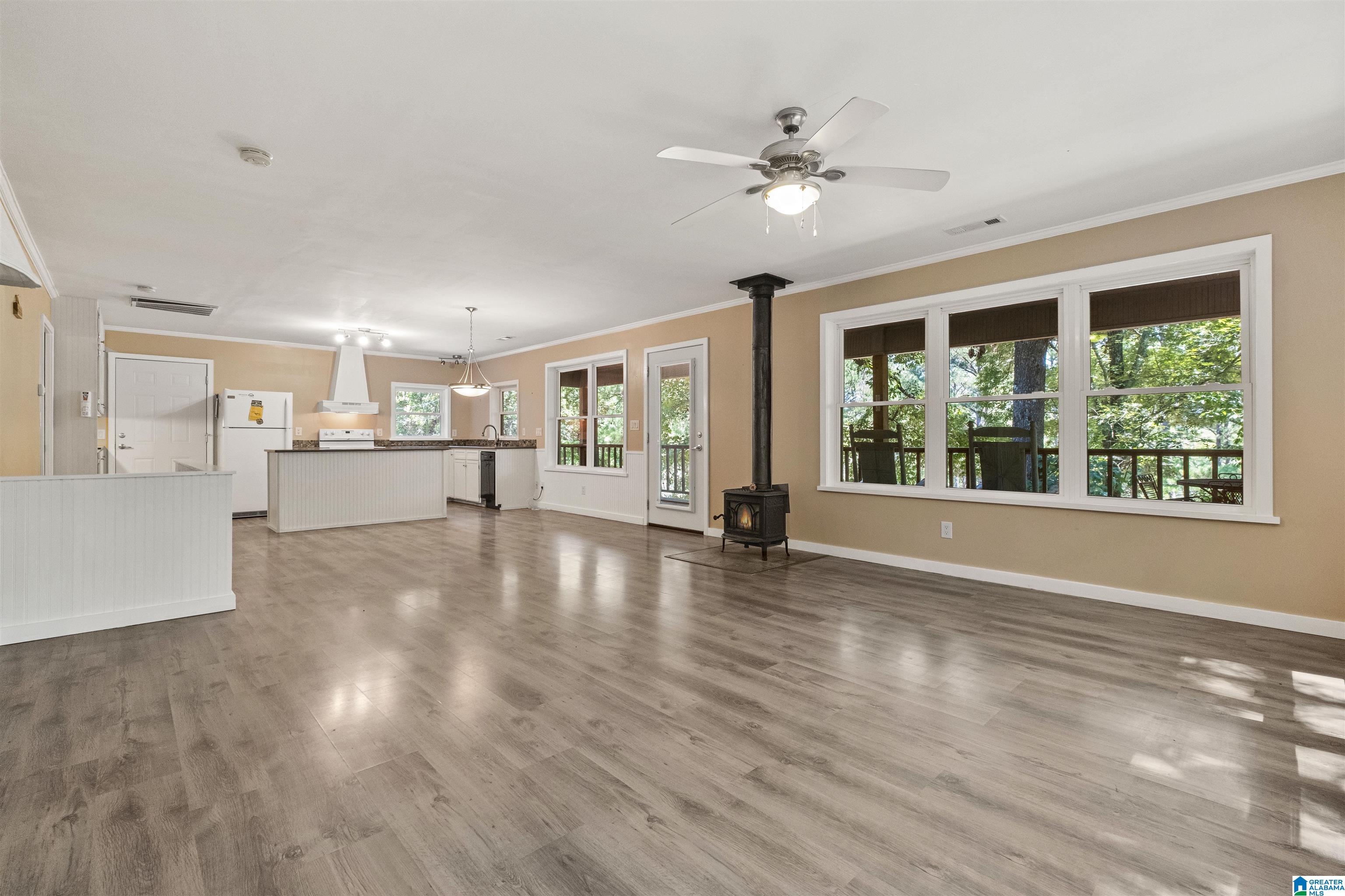 314 Oak Ridge Lane Piedmont, AL 36272 - Photo 11 of 37