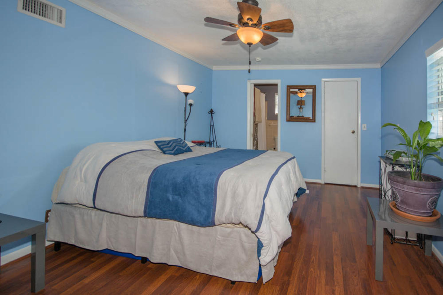 5186 Cleveland Road Delray Beach, FL 33484 - Photo 18 of 31 photo_32413421-1500x1000