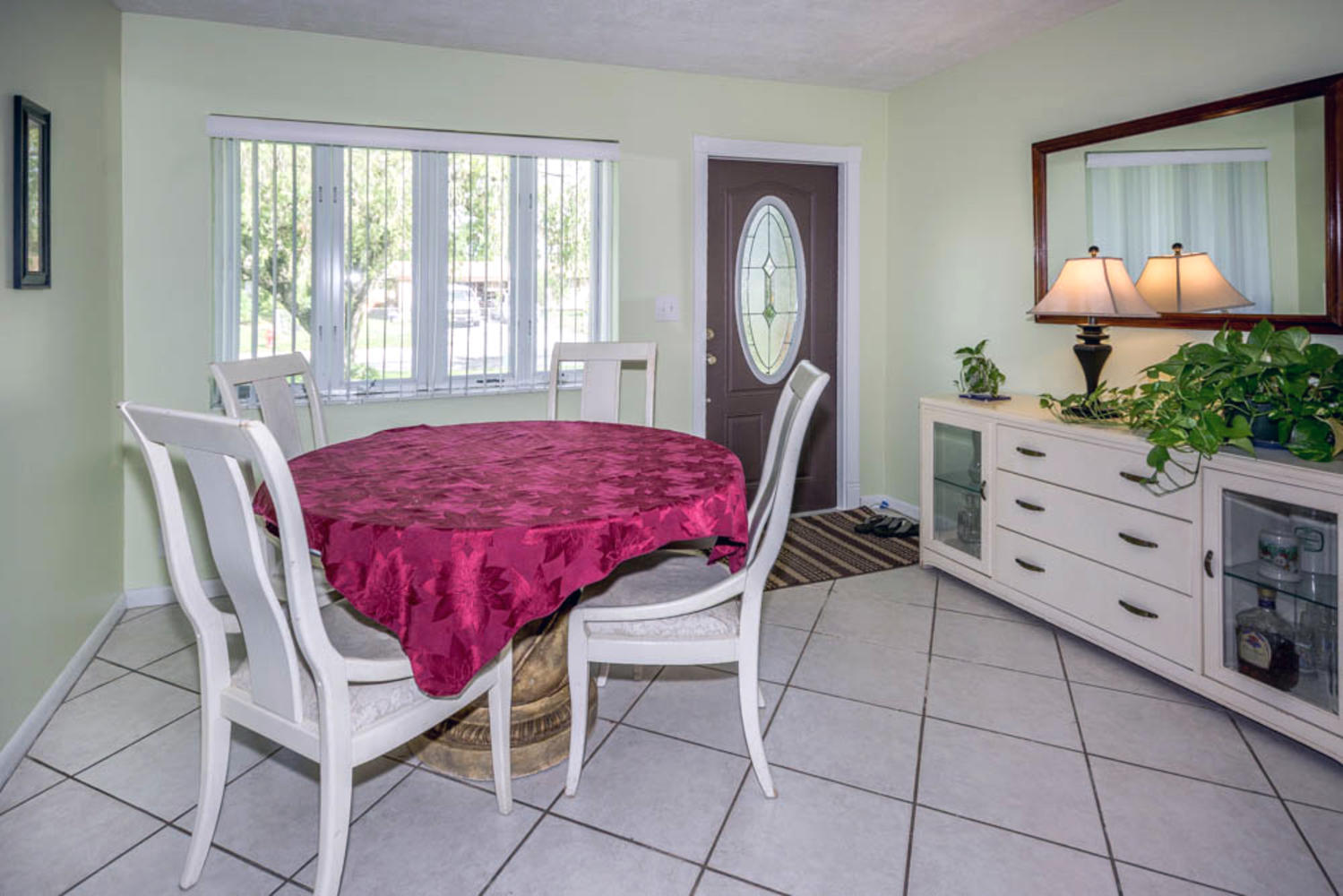 5186 Cleveland Road Delray Beach, FL 33484 - Photo 4 of 31 photo_32413407-1500x1000