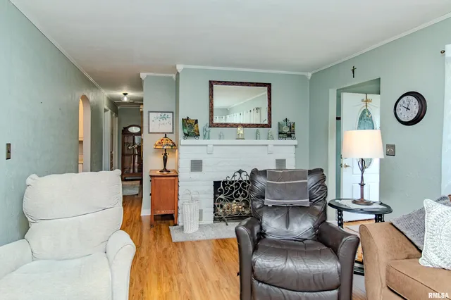 $170,000 | 619 Spring Street, Washington, IL 61571