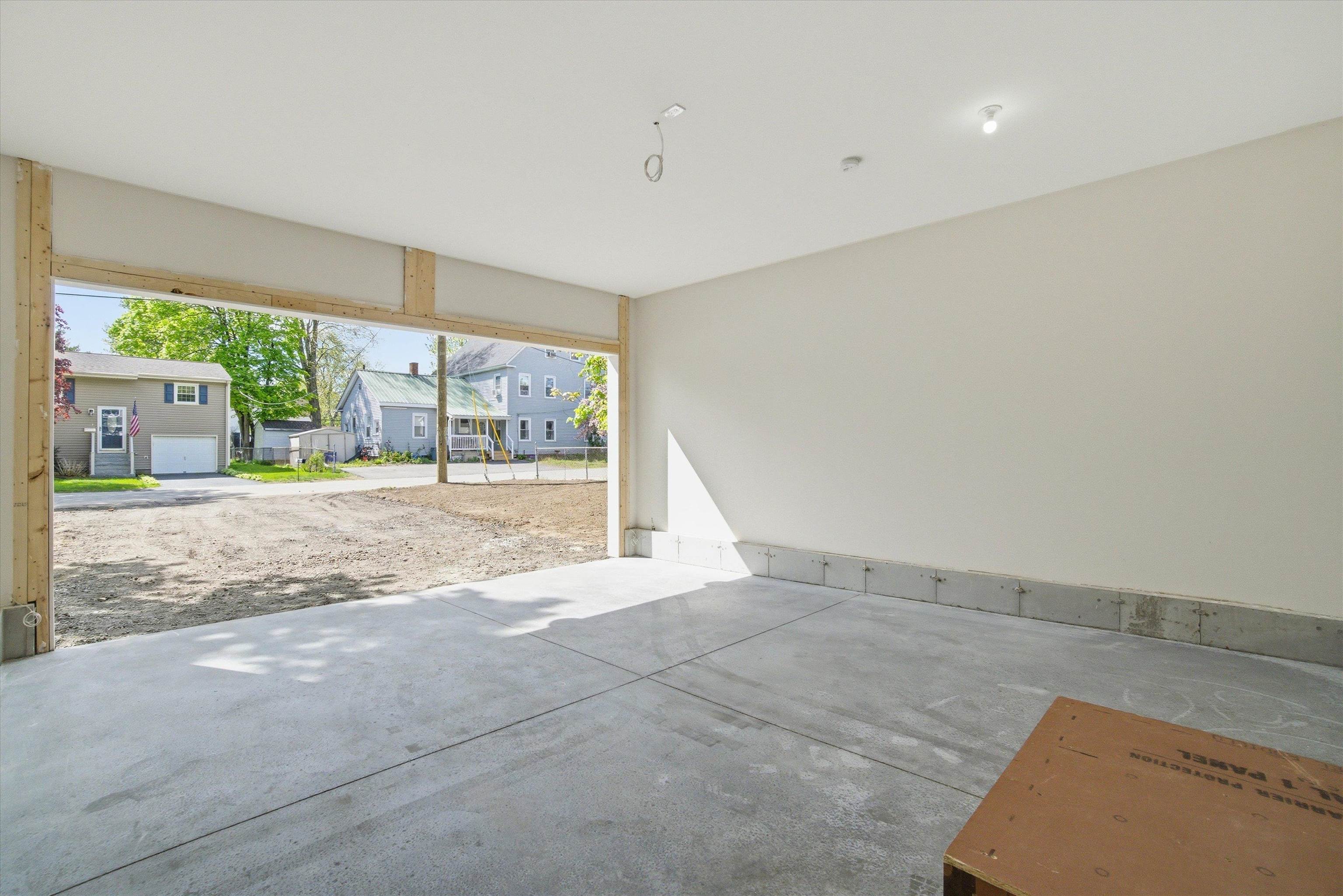 6 Pleasant Street Derry, NH 03038 - Photo 43 of 51