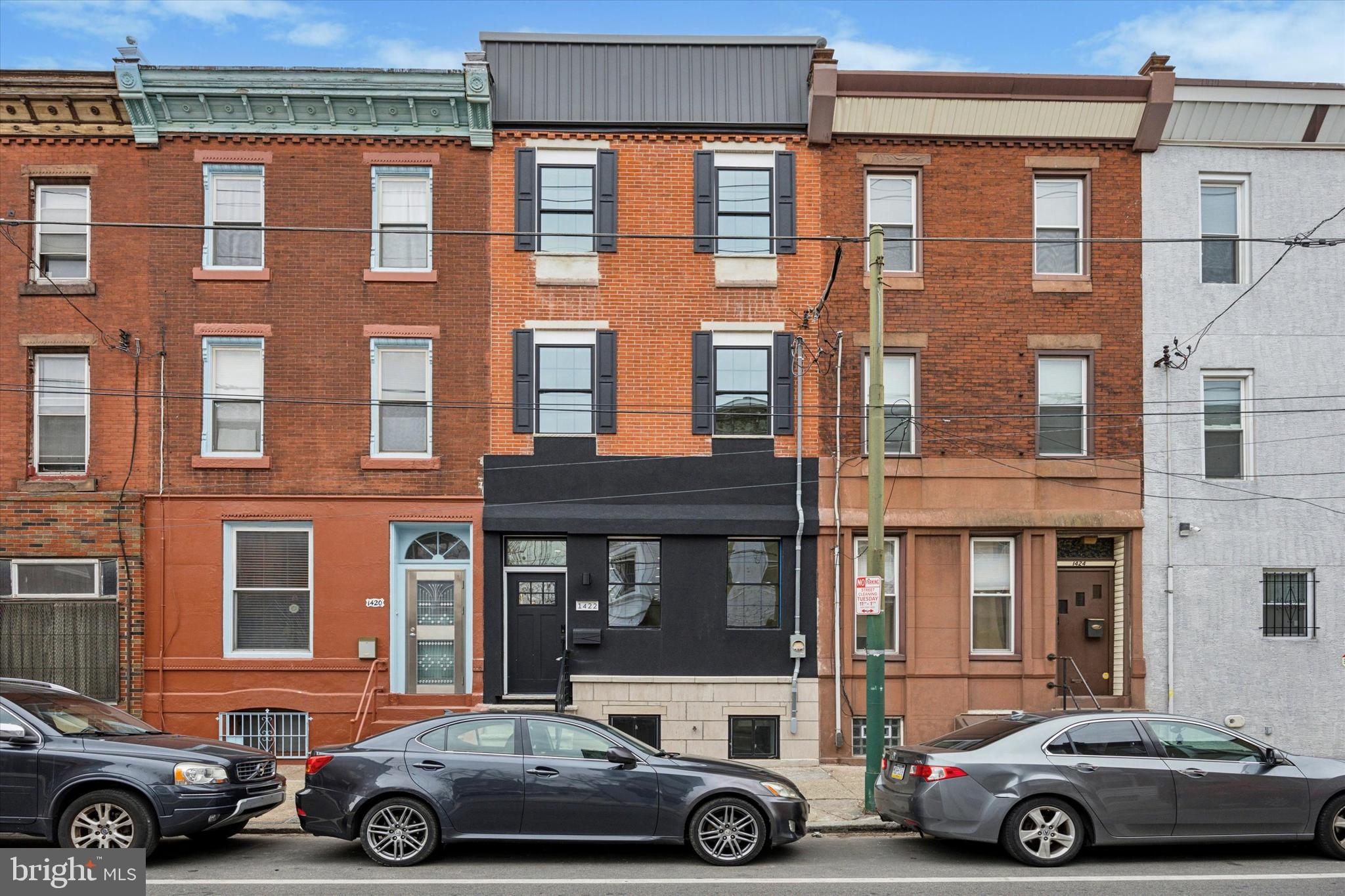 1422 Tasker Street Philadelphia, PA 19145 - Photo 1 of 28 Front