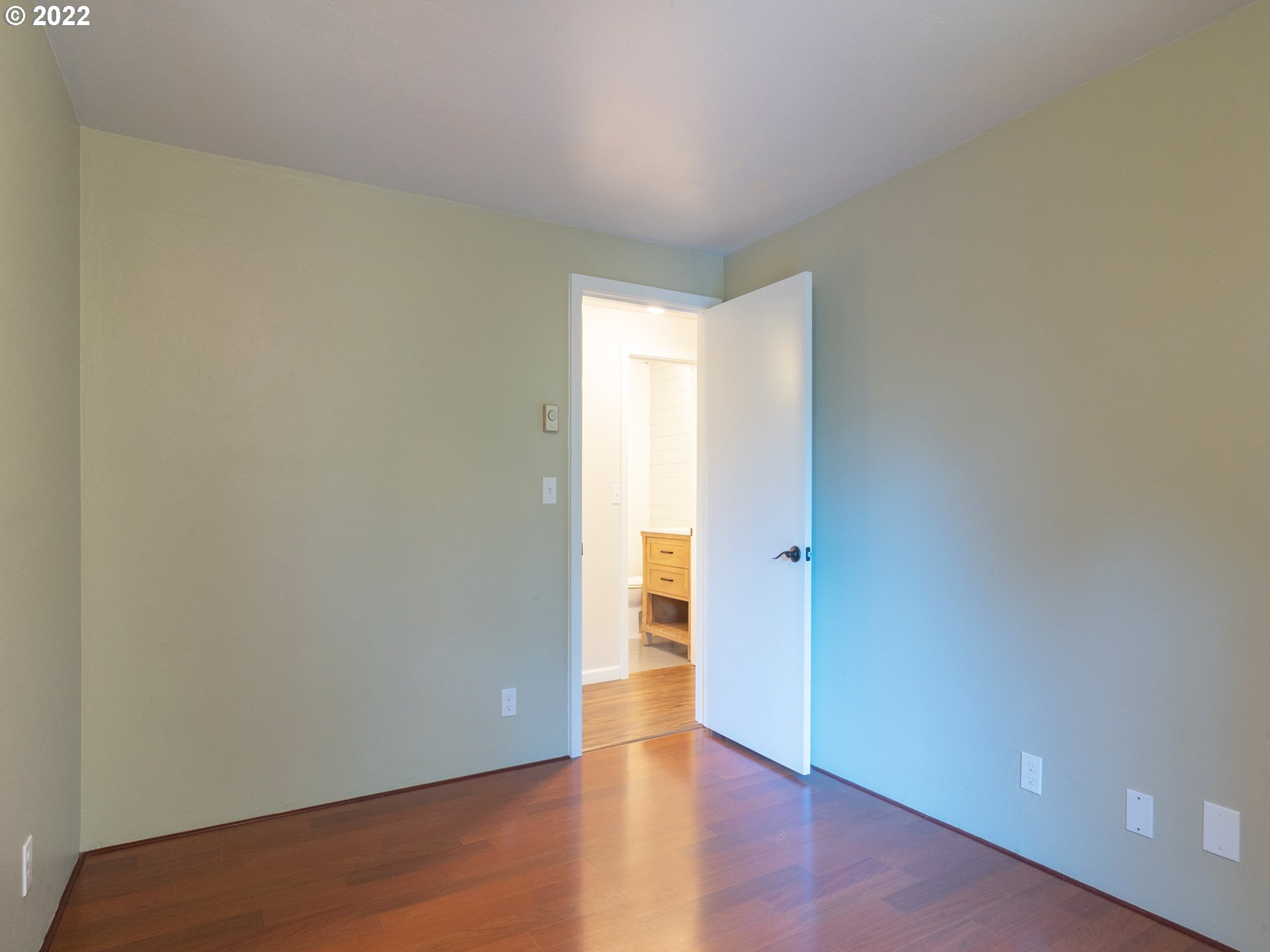 133 Treehill Loop Eugene, OR 97405 - Photo 18 of 27 Gallery Image 18