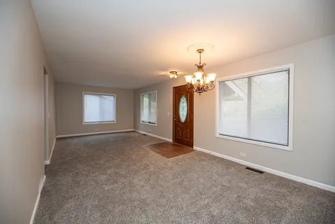 $329,000 | 67 Honeysuckle Drive, Crystal Lake, IL 60014