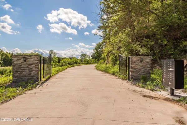 $23,000 | Tbd Lot 7 Tbd Estates, Holts Summit, MO 65043