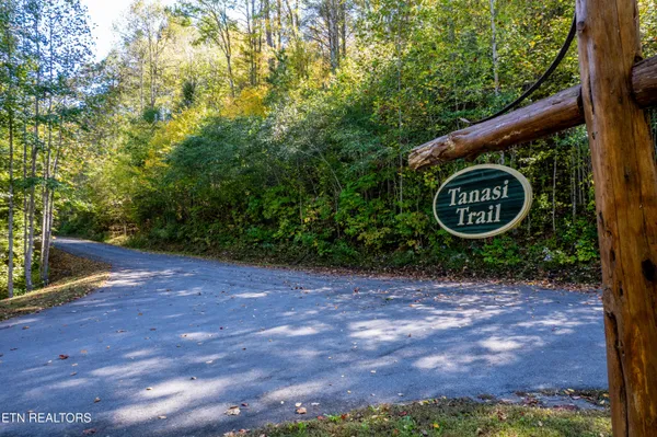 $79,900 | 716 Tanasi Trail, Townsend, TN 37882