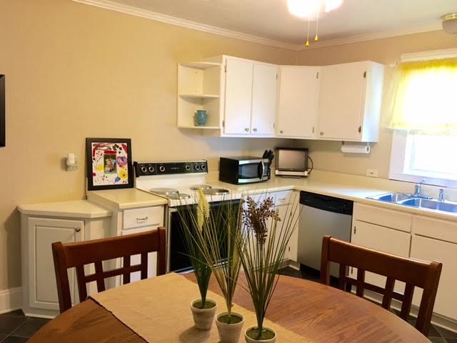 218 Sample Road Greenwood, SC 29649 - Photo 14 of 17 Gallery Image 14