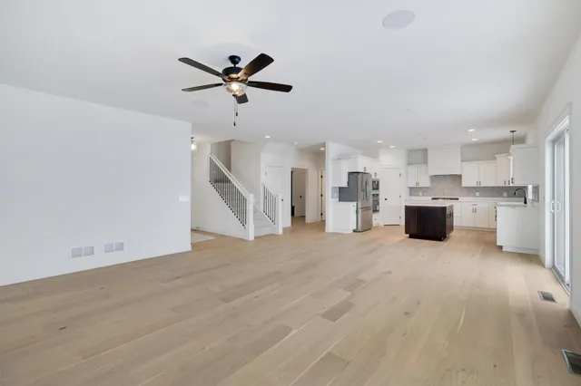 $714,900 | 470 Sea Wing Boulevard, Prescott, WI 54021