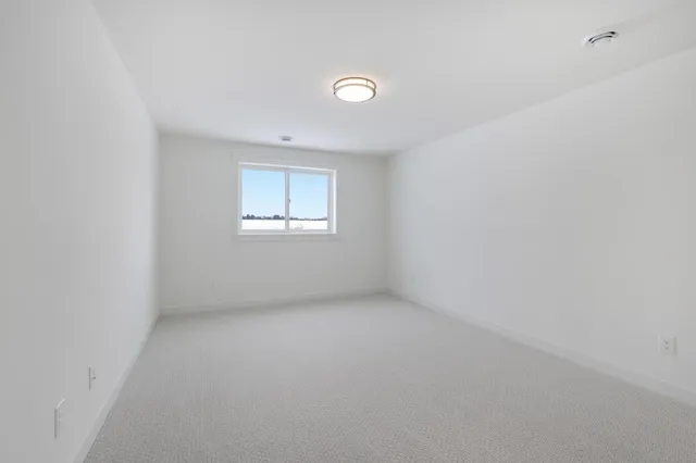 $714,900 | 470 Sea Wing Boulevard, Prescott, WI 54021