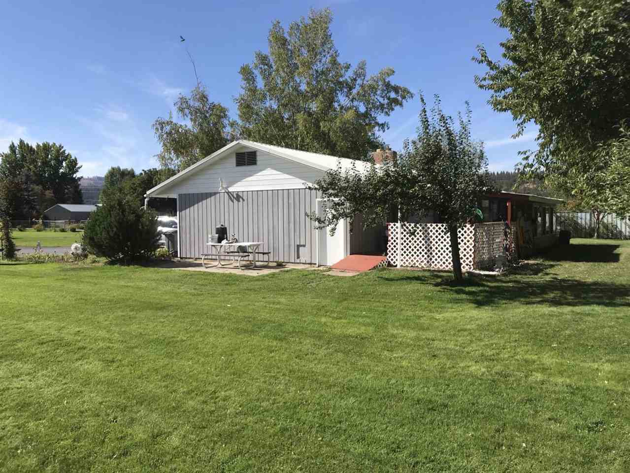 647 Hall Road Colville, WA 99114 - Photo 8 of 20