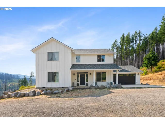 $1,599,000 | 47555 McKenzie Highway, Vida, OR 97488