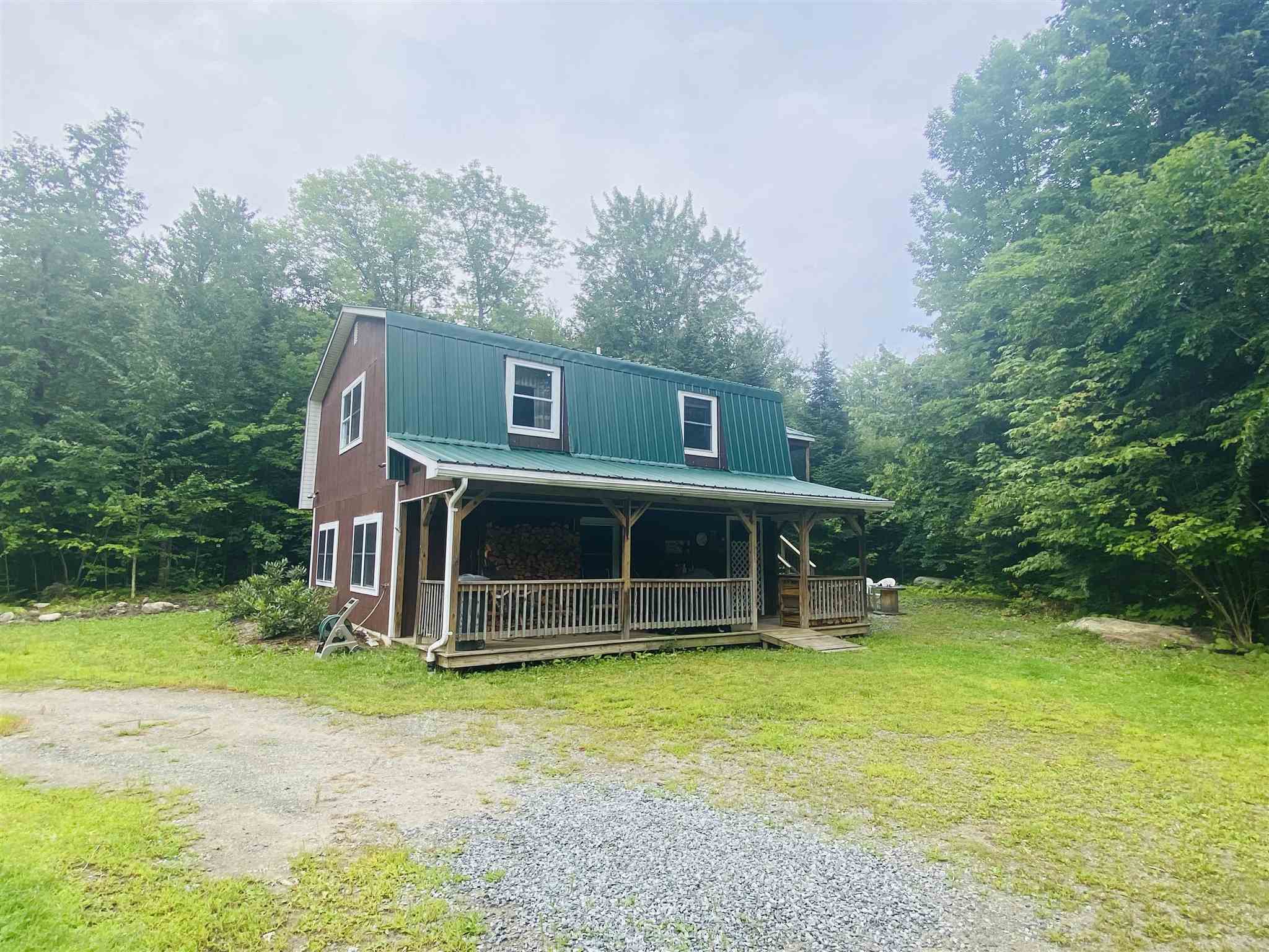 384 Gibbs Road Newport Town, VT 05857 - Photo 2 of 34 Gallery Image 2