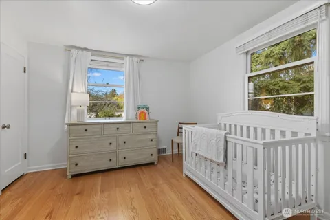 $1,609,000 | 6523 40th Avenue Northeast, Seattle, WA 98115