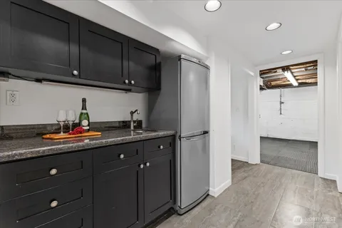 $1,609,000 | 6523 40th Avenue Northeast, Seattle, WA 98115