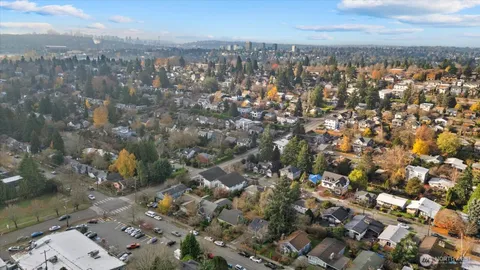 $1,609,000 | 6523 40th Avenue Northeast, Seattle, WA 98115