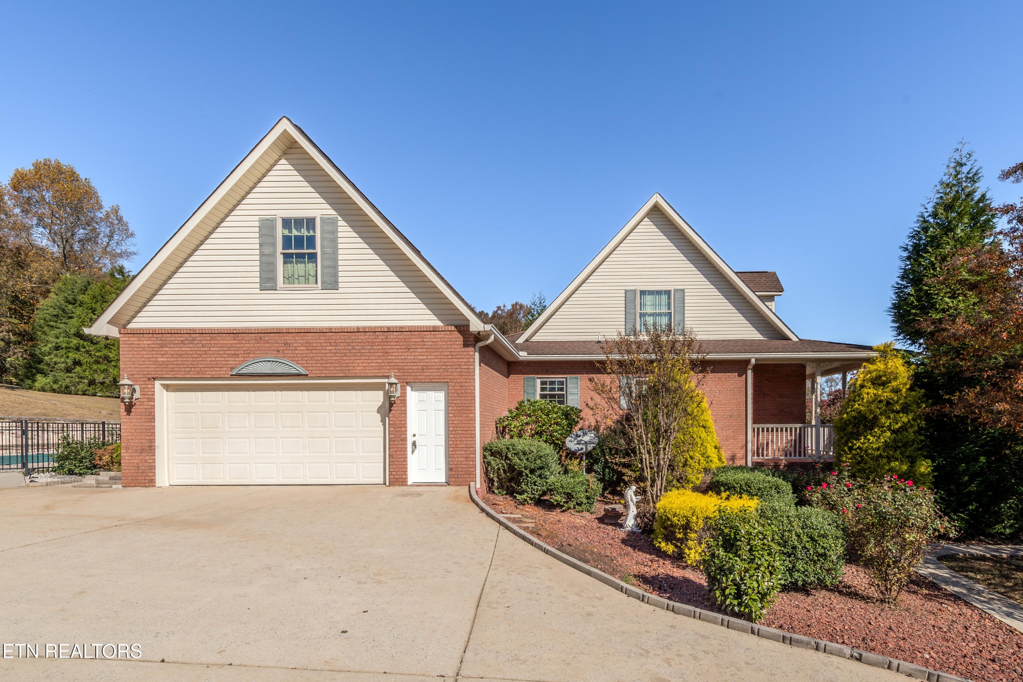 718 Bowman Bend Road Harriman, TN 37748 - Photo 3 of 25 Gallery Image 3