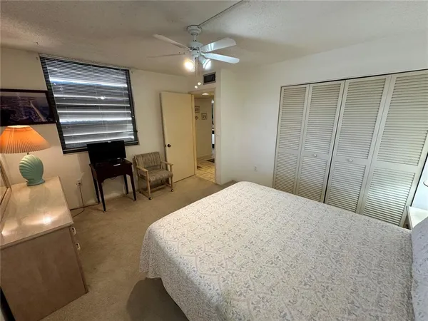 $1,900 | 346 Springdale Drive, Unit 346, Bradenton, FL 34210