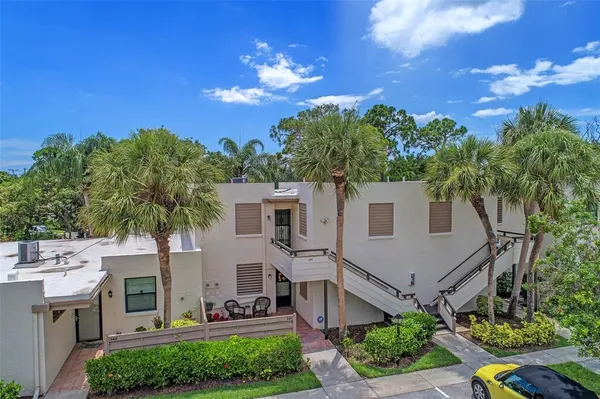 $1,900 | 346 Springdale Drive, Unit 346, Bradenton, FL 34210
