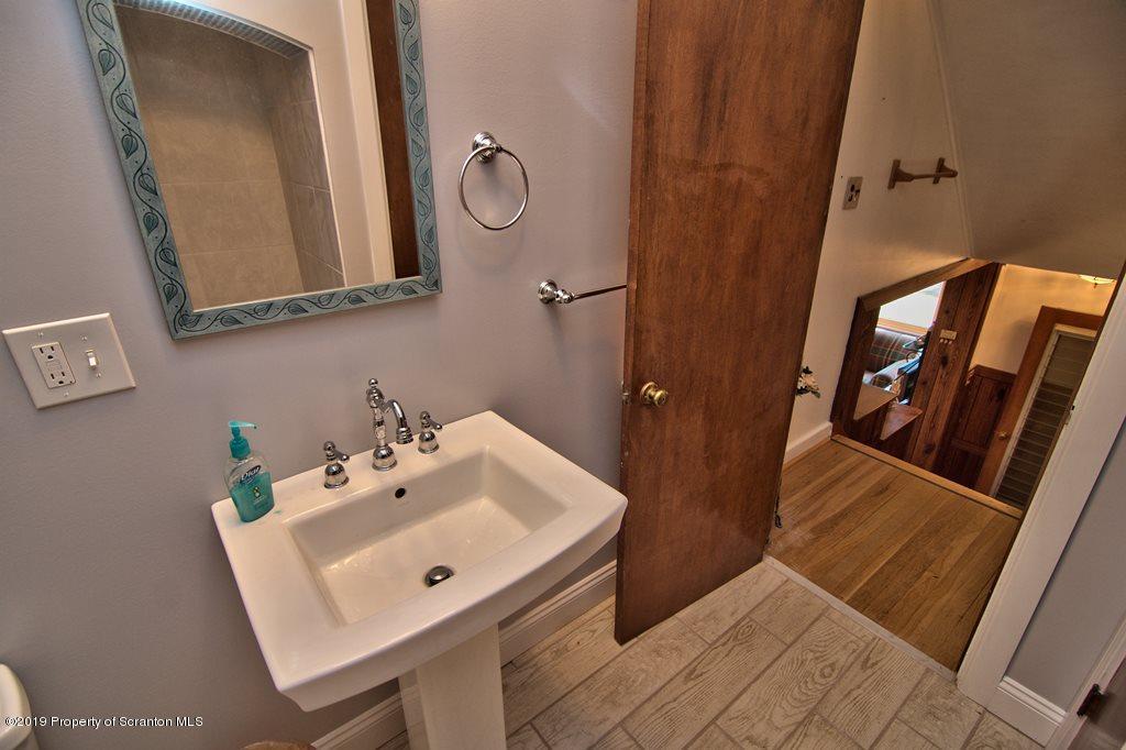 85 Old Lake Road Lake Ariel, PA 18436 - Photo 29 of 77 Gallery Image 29