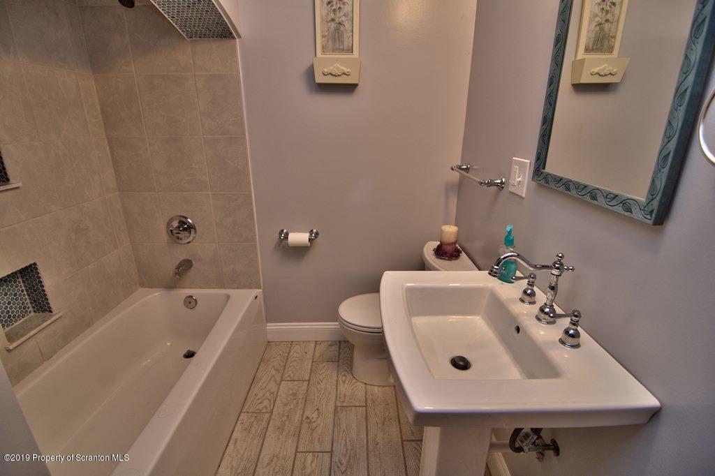 85 Old Lake Road Lake Ariel, PA 18436 - Photo 30 of 77 Gallery Image 30