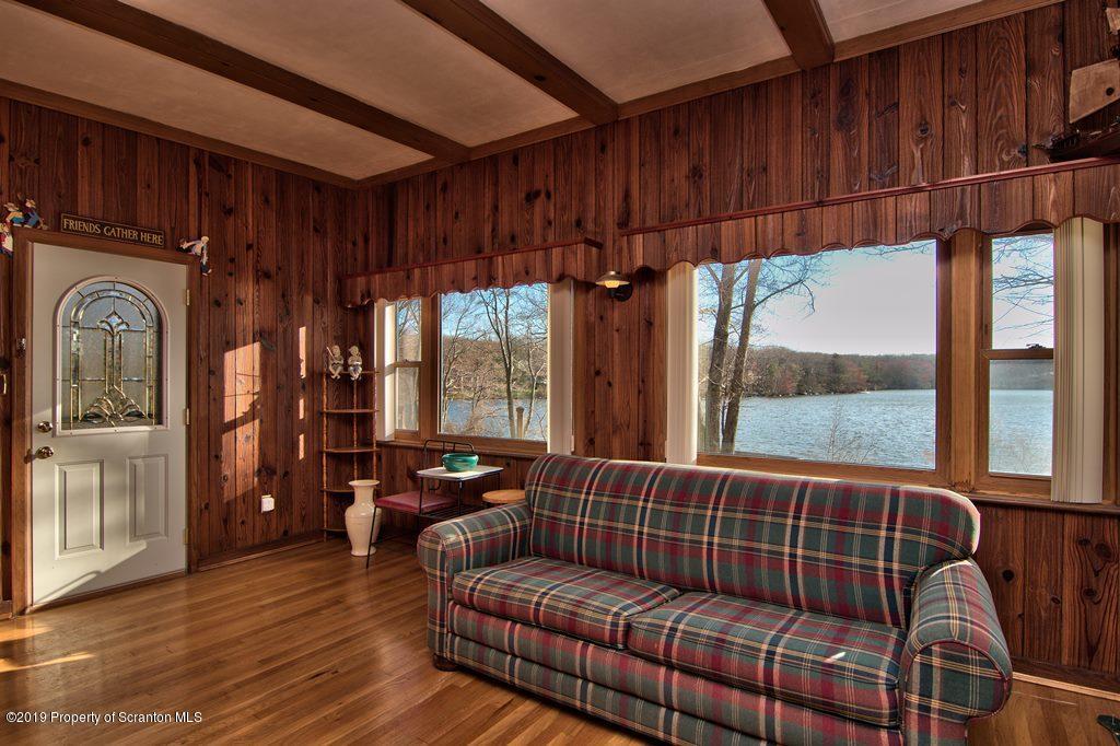 85 Old Lake Road Lake Ariel, PA 18436 - Photo 7 of 77 Gallery Image 7