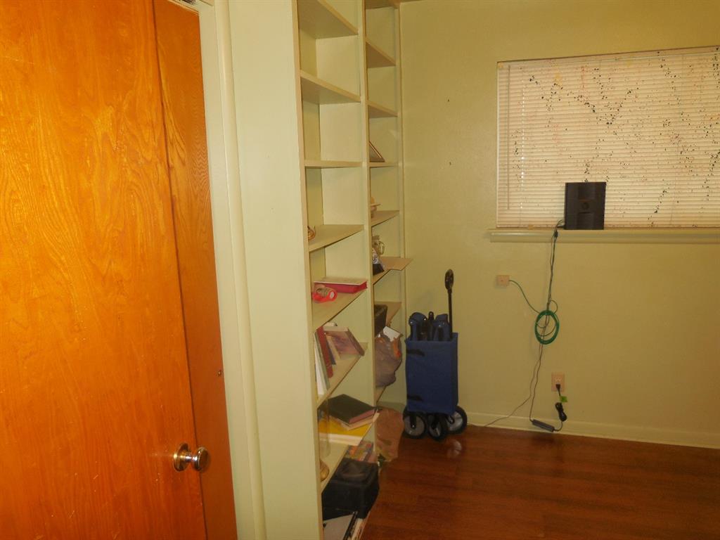209 Breckenridge Road Ranger, TX 76470 - Photo 15 of 21 a view of a room with gym equipment