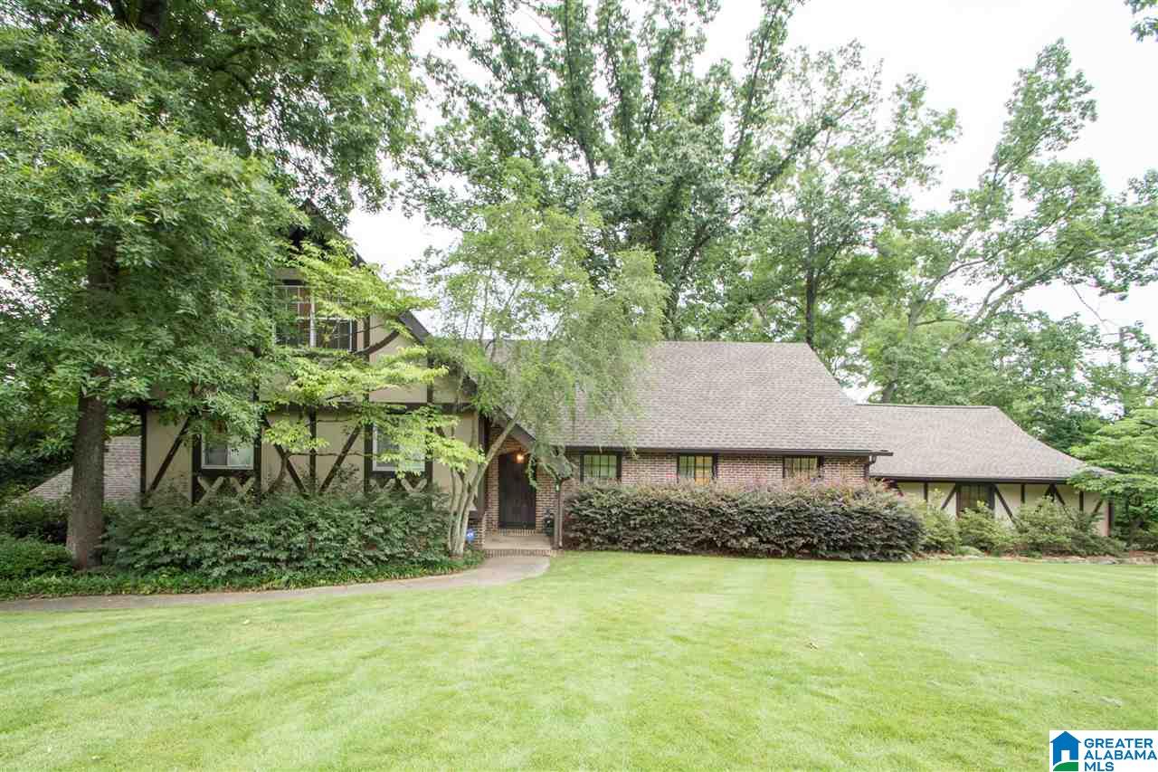 3609 Westbury Road Mountain Brook, AL 35223 - Photo 1 of 32