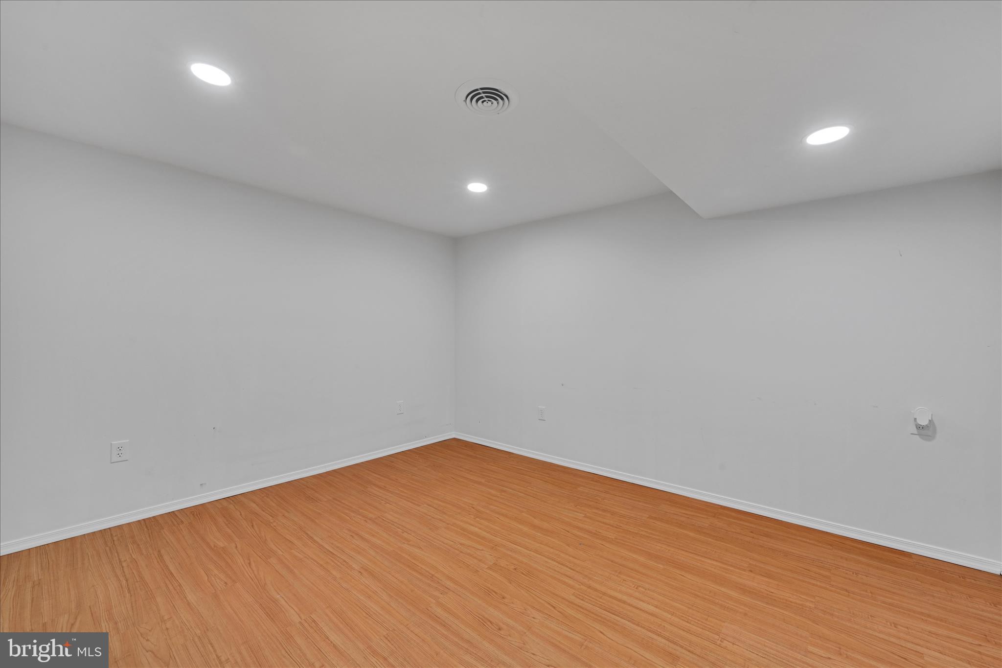 465 Pleasant View Road New Cumberland, PA 17070 - Photo 25 of 31 a view of empty room