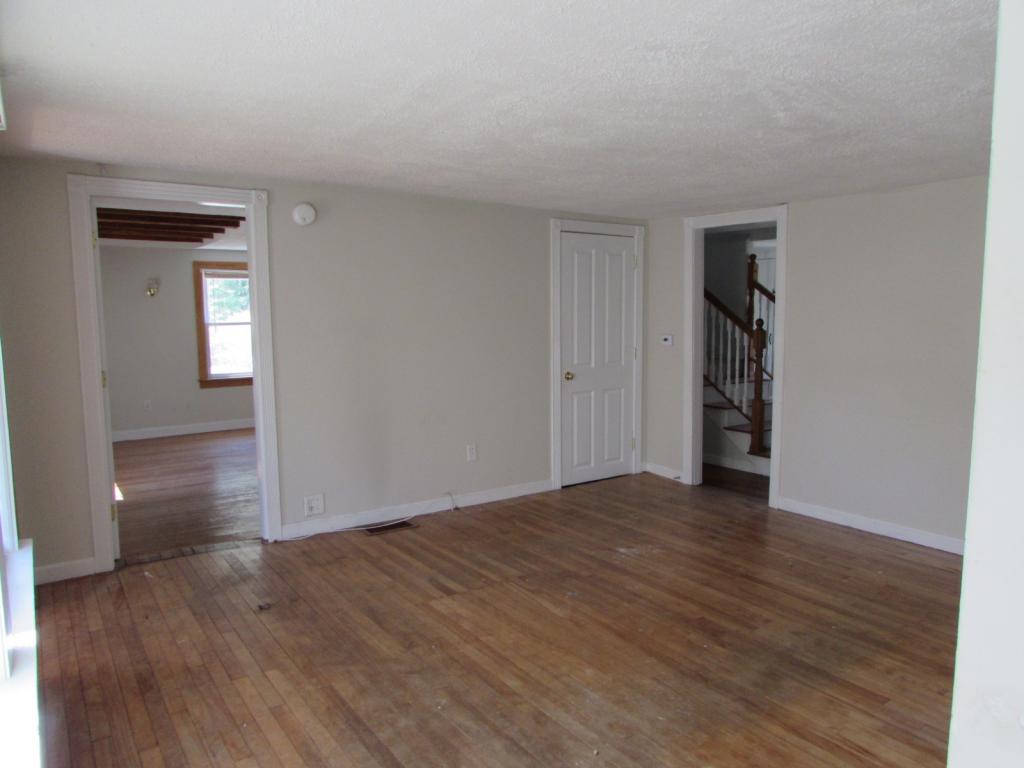 35 Lawrence Street Concord, NH 03301 - Photo 3 of 13 Gallery Image 3