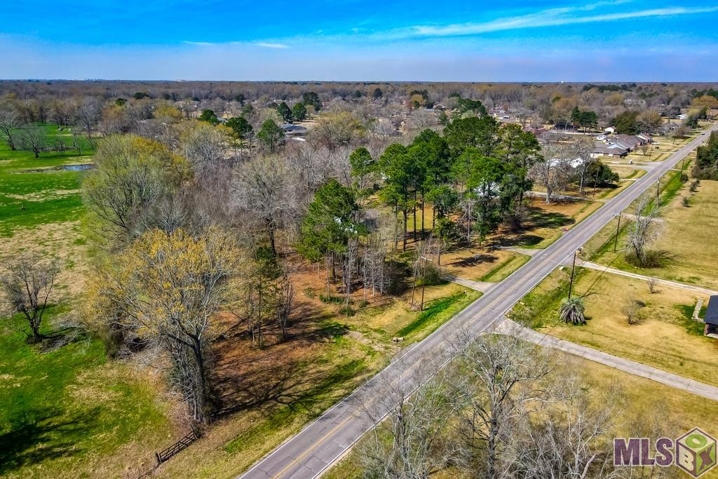 10353 Foster Road Baton Rouge, LA 70811 - Photo 3 of 9 Gallery Image 3
