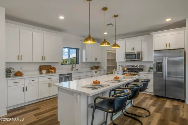 $640,000 | 7939 North Red Lake Road, Williams, AZ 86046