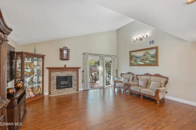 $849,950 | 8353 Lurline Avenue, Winnetka, CA 91306