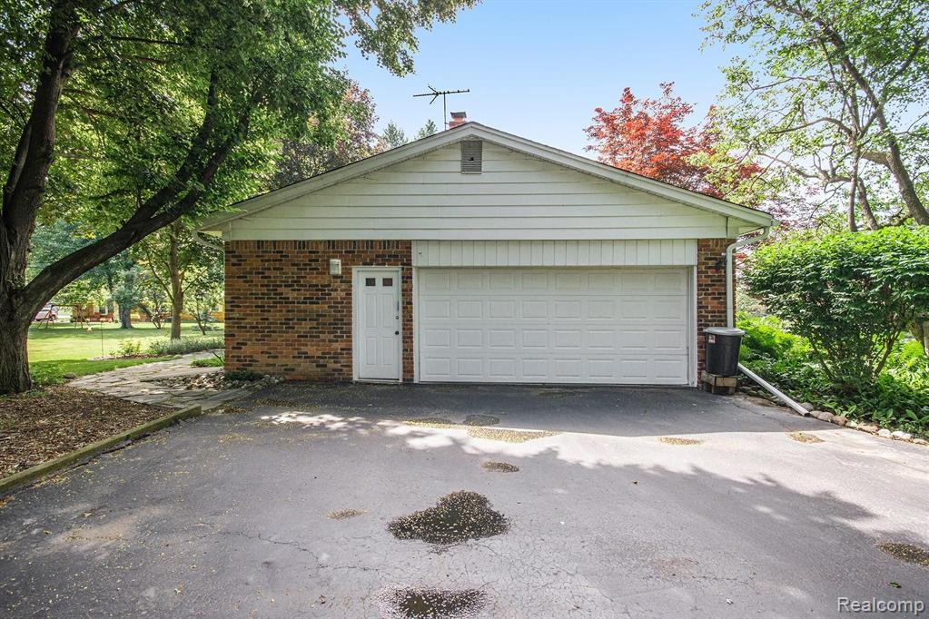 2991 Mohawk Lane Rochester Hills, MI 48306 - Photo 33 of 33