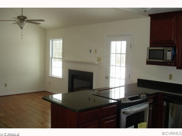 36 Hatcher Road Powhatan, VA 23139 - Photo 4 of 11 Den/Family/Great Room
