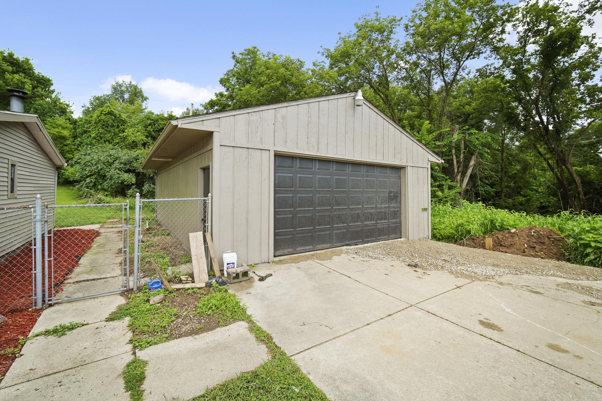 4390 Springbrook Road Jackson, MI 49201 - Photo 3 of 42 3