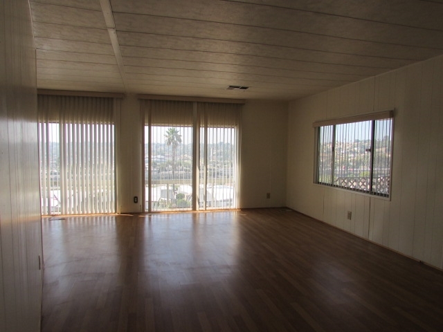 1815 Sweetwater Road, Unit 46 Spring Valley, CA 91977 - Photo 8 of 23 Gallery Image 8