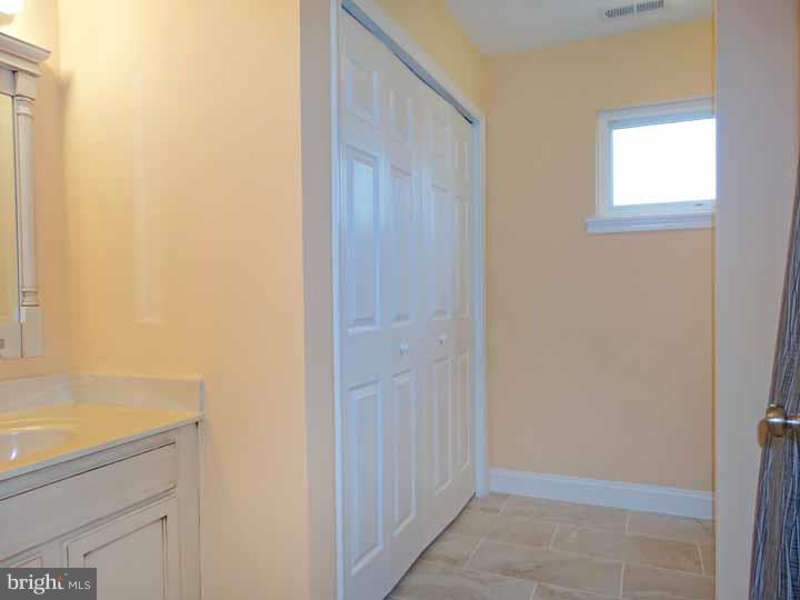 39 Woodbine Road Levittown, PA 19057 - Photo 15 of 22 Bathroom