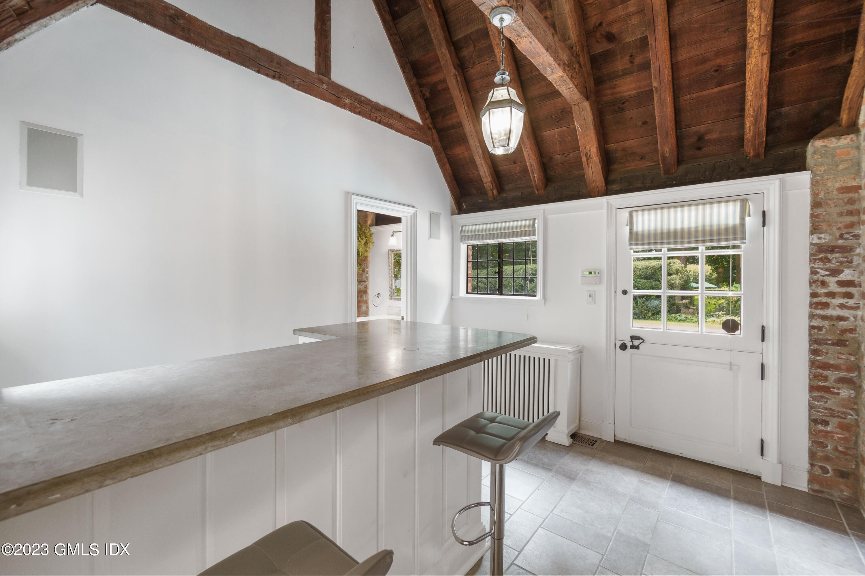 33 Midwood Road Greenwich, CT 06830 - Photo 15 of 22 a hallway with windows