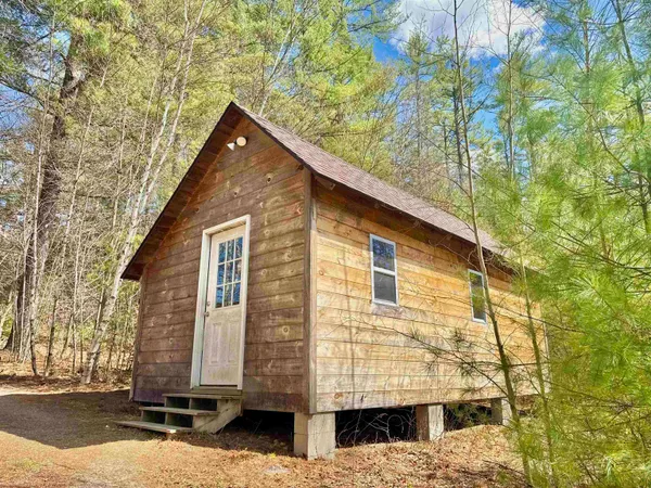 $424,900 | 71 Grouse Lane, Weathersfield, VT 05151
