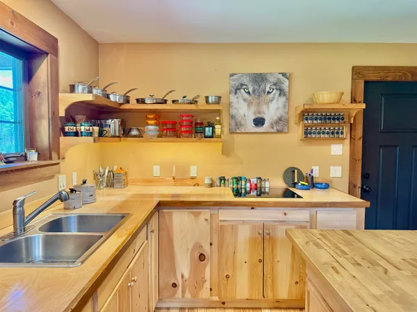$424,900 | 71 Grouse Lane, Weathersfield, VT 05151